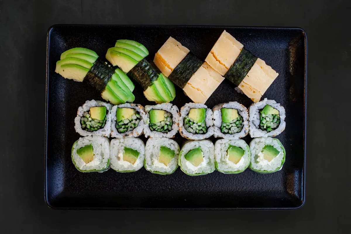 8 · Veg Mix (16 pcs)